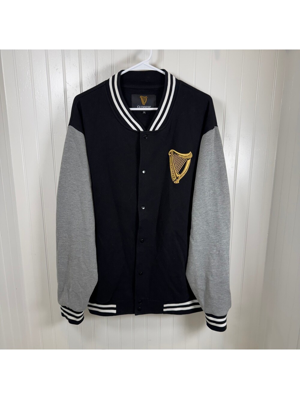 Guinness Black and Gray Stitched Patch Snap Front Varsity Jacket Men's XL